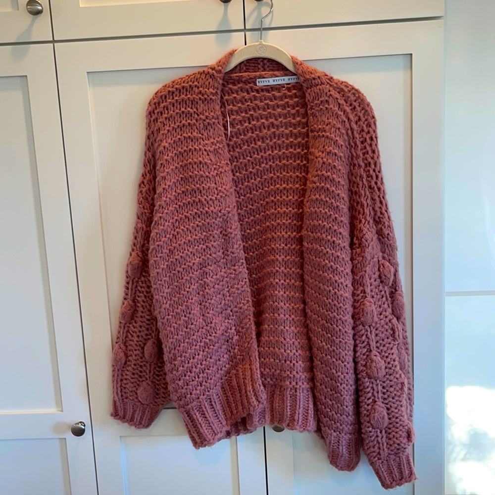 Puff sleeve cardigan